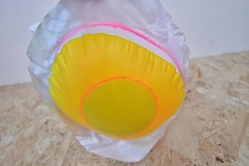 激レア◆ 昭和30年代 オバQ ◆ポリ製フリクション 底板白 藤子不二雄 激レア◇ 昭和30年代 オバQ ◇ポリ製フリクション 底板白 藤子